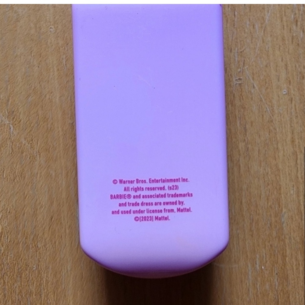 NYX Barbie Double Mirror flip phone NIB - Picture 4 of 4